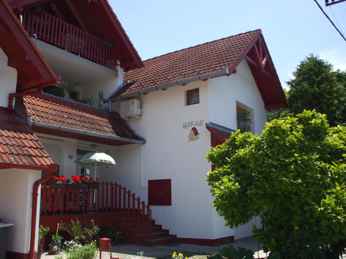 Hepphaz Apartment Harkány Екстериор снимка