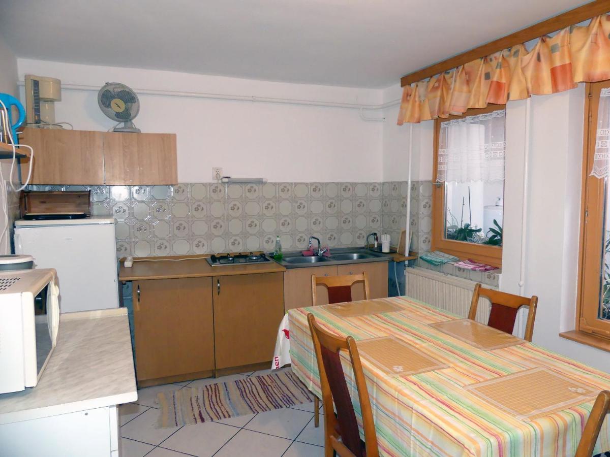 Hepphaz Apartment Harkány Екстериор снимка