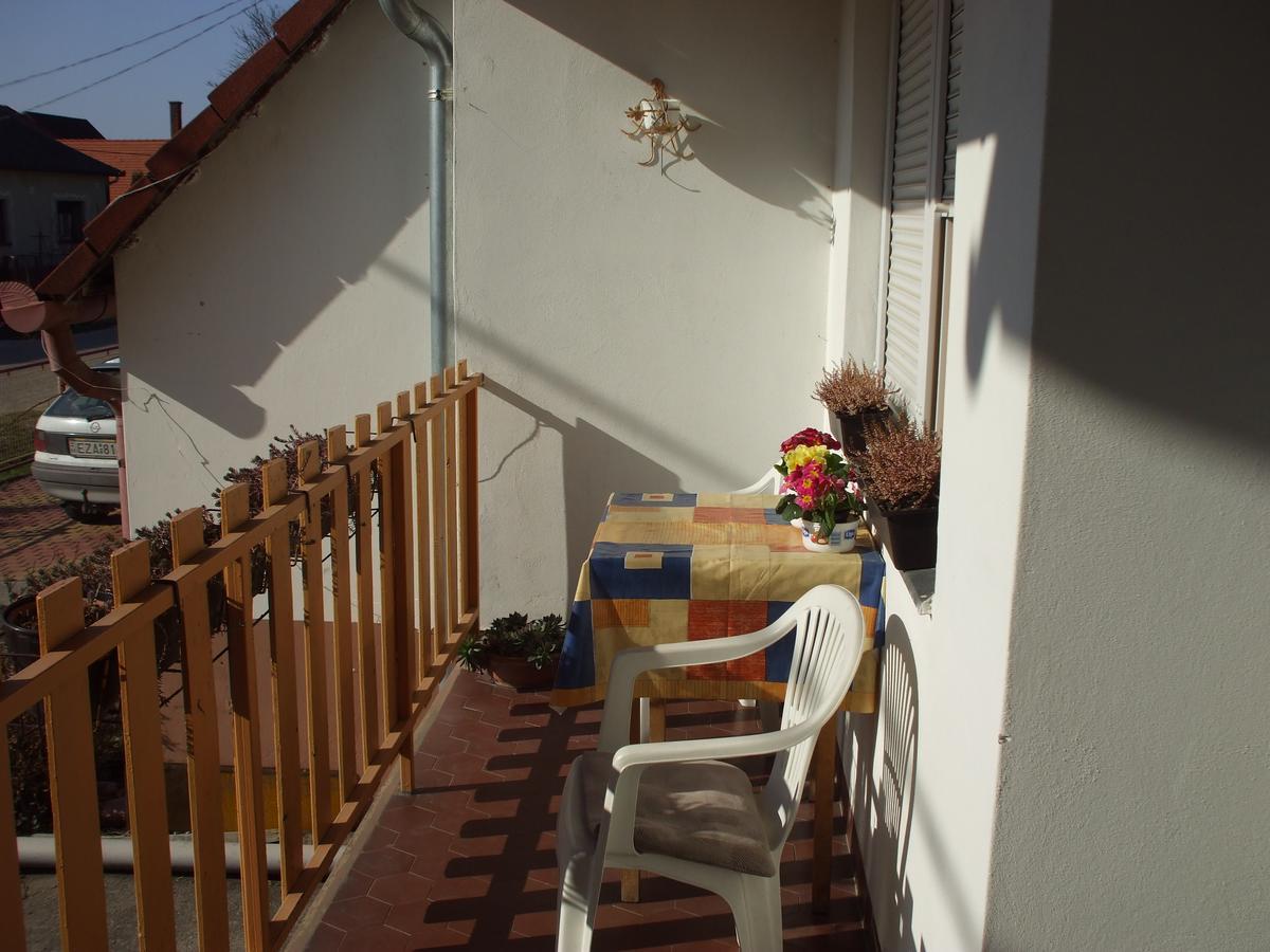 Hepphaz Apartment Harkány Екстериор снимка