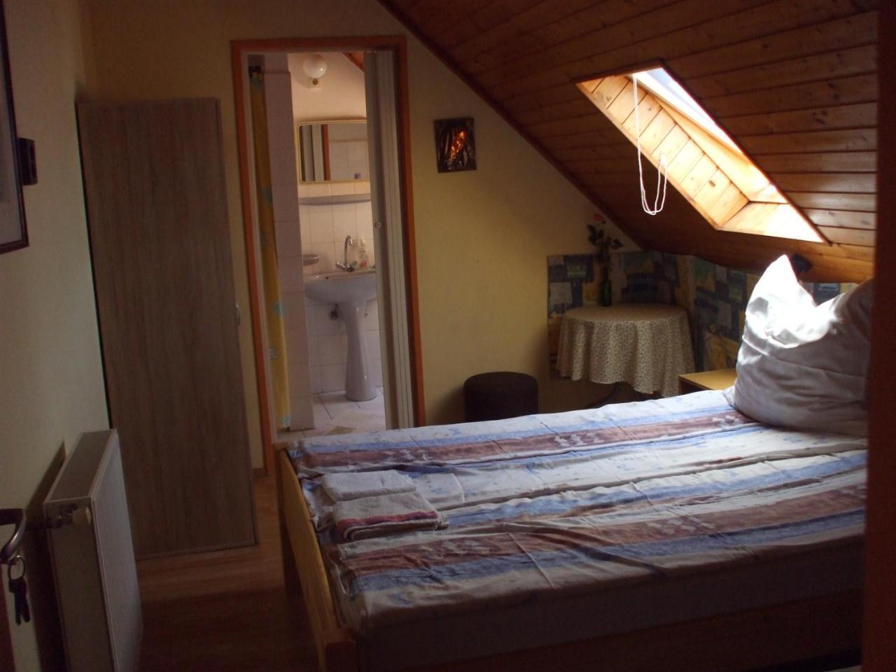 Hepphaz Apartment Harkány Екстериор снимка