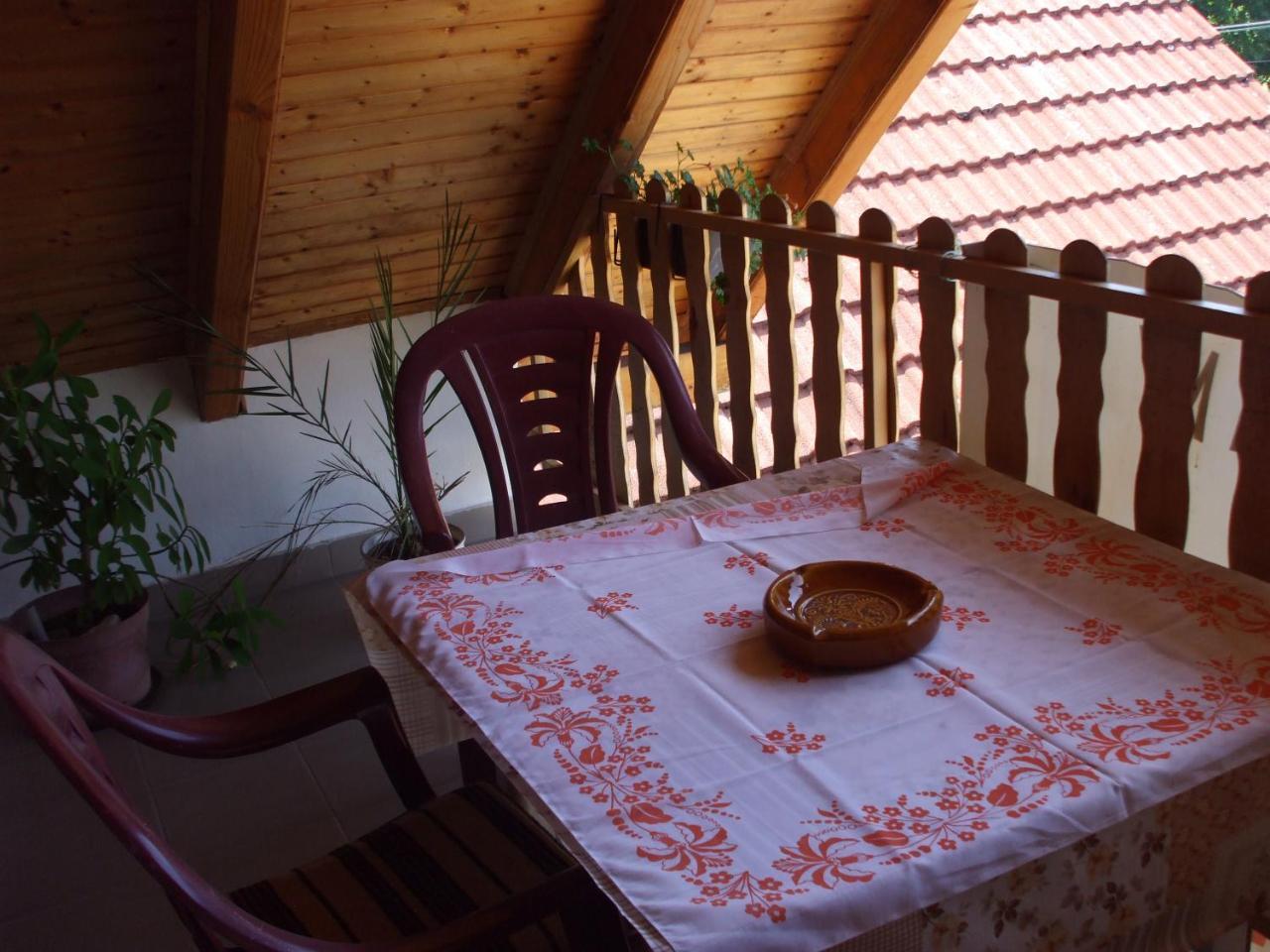Hepphaz Apartment Harkány Екстериор снимка